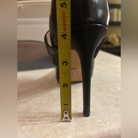 Kenneth Cole black unique heels Size 9 - Picture 10 of 10
